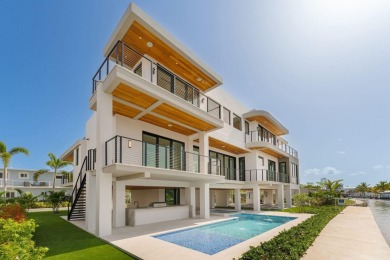 Extraordinary 6,043 Sq.Ft. waterfront home with the finest