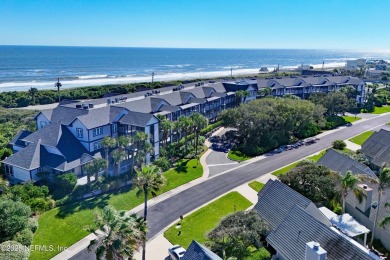 **GATED COMMUNITY**OCEAN FRONT**UPDATED** Step RIGHT ACROSS THE