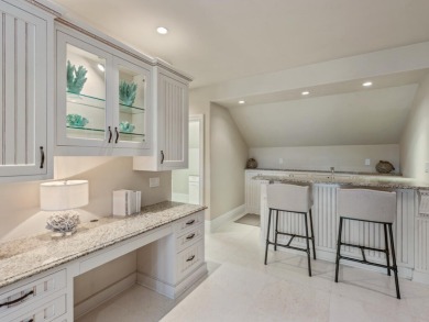 Luxurious custom residence in the scenic Collier Bay