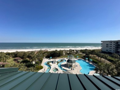 Welcome to your perfect coastal retreat! This stunning 2-bedroom