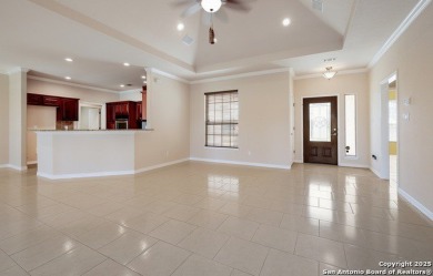 ESCAPE TO LUXURY: Your Golf Course Oasis in Historic Castroville