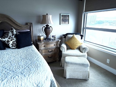 This unit is a very desirable center stack located at Harbor