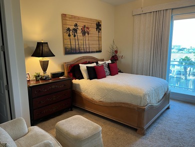 This unit is a very desirable center stack located at Harbor