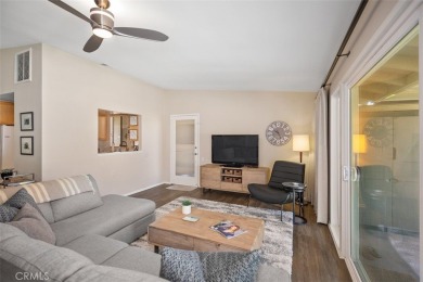 Tastefully upgraded 2 bedroom, 2 bath upper Casa Blanca with