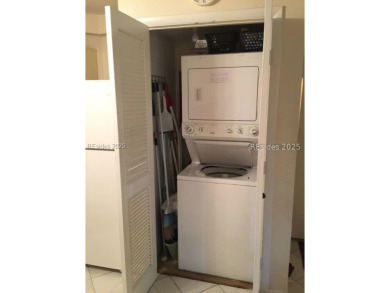 Relaxing & beautifully maintained island retreat at desirable