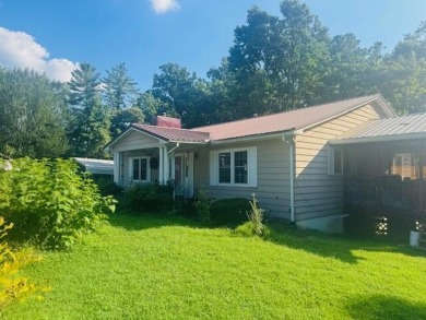 Spacious 3 Bedroom, 3 Bath Home in Stonegate Subdivision. This