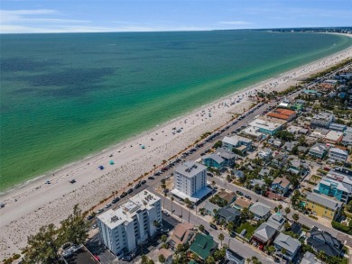 Enjoy coastal living at its finest! This charming 2-bedroom