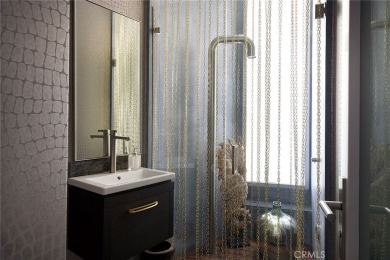 Architecturally Significant Ocean View Modern In the Sky -