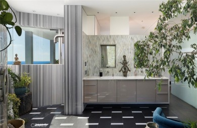 Architecturally Significant Ocean View Modern In the Sky -