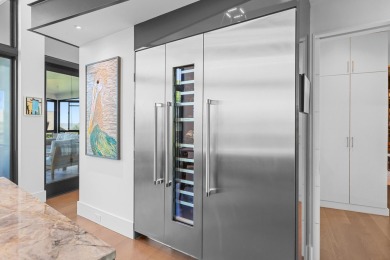 Architecturally Designed Modern Masterpiece with Panoramic Ocean