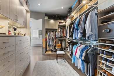 Architecturally Designed Modern Masterpiece with Panoramic Ocean