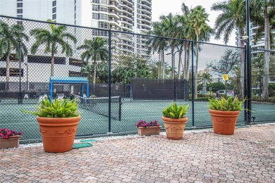 Gorgeous 3 bed and 3 bath, in the most desirable Tower in Mystic