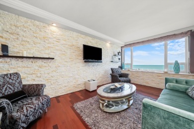 Stunning 2 Bed 2 Bath with renovated finishes and breathtaking