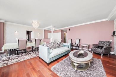 Stunning 2 Bed 2 Bath with renovated finishes and breathtaking