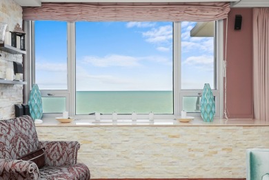 Stunning 2 Bed 2 Bath with renovated finishes and breathtaking