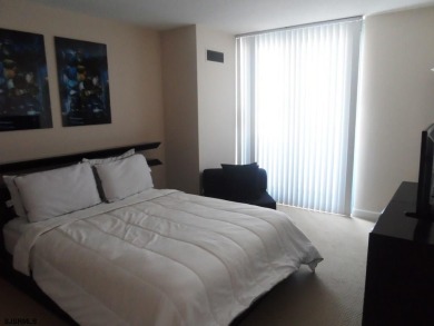 Vacant, clean, and ready for new Occupancy, way up on the 20th