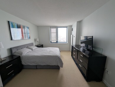 Vacant, clean, and ready for new Occupancy, way up on the 20th