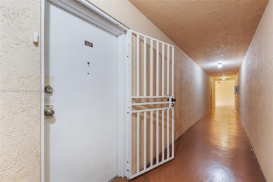 Reduced for quick sale !!!! Welcome to Westchester Point , very