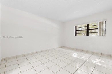 Reduced for quick sale !!!! Welcome to Westchester Point , very