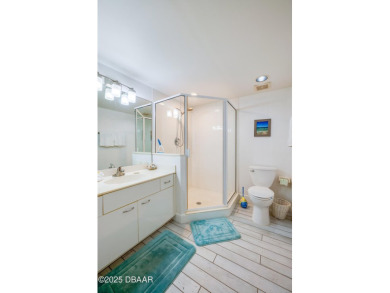 Incredible ocean views from this 3rd floor 2bedroom 2 bathroom