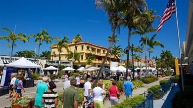 Discover Easy Coastal Living in Naples Land Yacht Harbor This