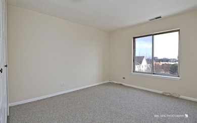 Why rent when you can own? Move-in ready 5th-floor condo in