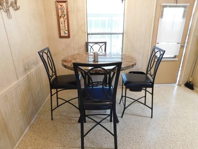 Check out this charming 1987 Redman home! Offering 1152 sq. ft