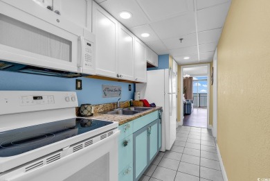 Adorable, direct oceanfront penthouse unit in the Caravelle