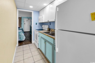 Adorable, direct oceanfront penthouse unit in the Caravelle