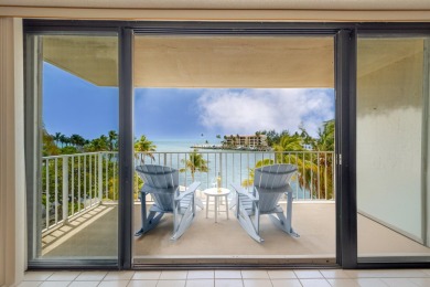 Welcome to Bonefish Towers, where this stunning one-bedroom