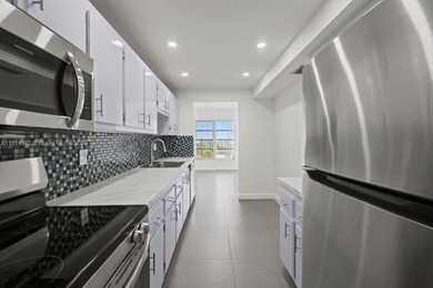 Beautiful spacious corner unit 2 Bed / 2 bath, 9th Floor, with