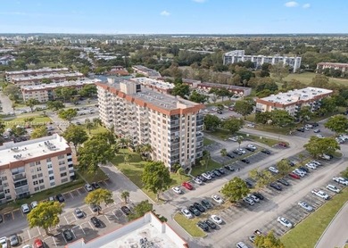 Beautiful spacious corner unit 2 Bed / 2 bath, 9th Floor, with