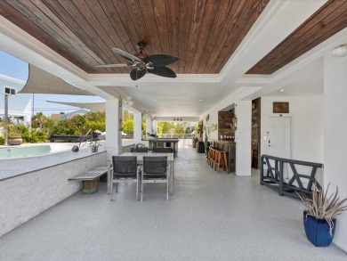 Tropical Luxury meets Coastal Living in the heart of Key Largo!