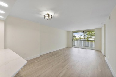 Fully Renovated Condo with Breathtaking Lake Views in Weldon