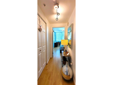 Tranquil, modern furnished & remodeled 2 BR split floorplan