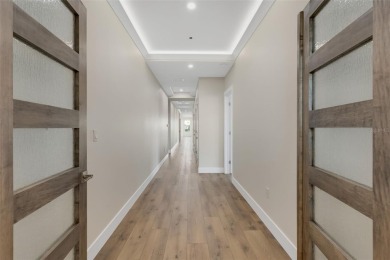 Exceptional New Waterfront Construction in Quiet Cove