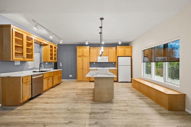 Dream retreat on over 5acres of pristine land overlooking Mill