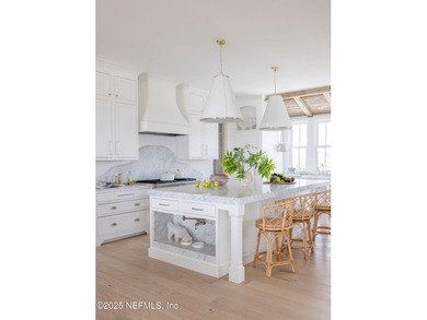 Inspired by the whitewashed architecture of Alys Beach and the