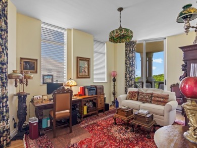 RARELY AVAILABLE 4 BED/3.5 BATH PENTHOUSE W/PRIVATE ROOFTOP FOR