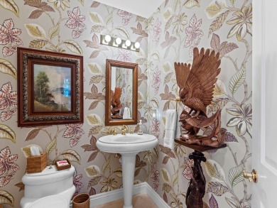 RARELY AVAILABLE 4 BED/3.5 BATH PENTHOUSE W/PRIVATE ROOFTOP FOR