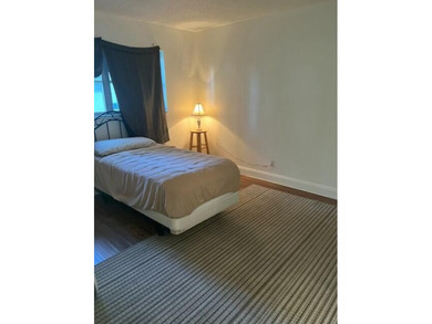 Come see this ideal 2 bedrooms 2 baths conveniently located in