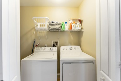 BEACHBLOCK SINGLE or Duplex! Welcome to 909 4th Street. An