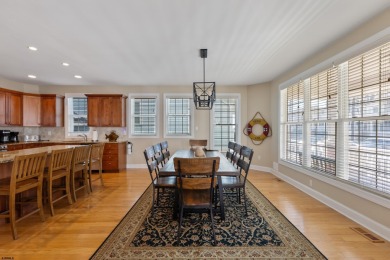 BEACHBLOCK SINGLE or Duplex! Welcome to 909 4th Street. An