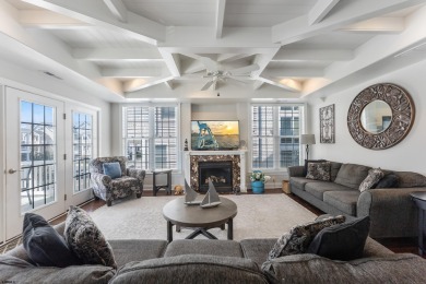 BEACHBLOCK SINGLE or Duplex! Welcome to 909 4th Street. An