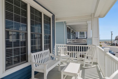 BEACHBLOCK SINGLE or Duplex! Welcome to 909 4th Street. An