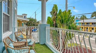Live the island dream in this beautifully renovated Bradenton