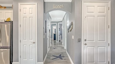 Live the island dream in this beautifully renovated Bradenton