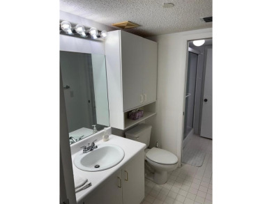 ** Kings Point 55+ Community** Close to Everything** Man Gated