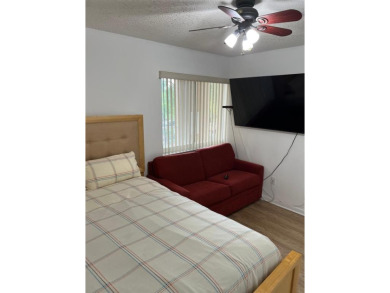 ** Kings Point 55+ Community** Close to Everything** Man Gated