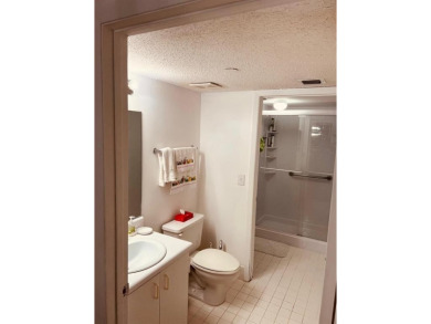 ** Kings Point 55+ Community** Close to Everything** Man Gated